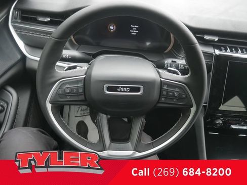New 2026 Jeep Grand Cherokee Laredo X AWD/4WD image 29