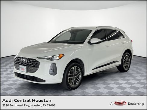 Used 2025 Audi Q5 Premium w/ Convenience Package AWD/4WD image 1