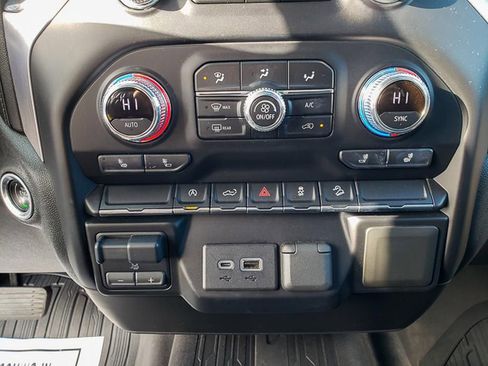 Used 2021 GMC Sierra 1500 Elevation image 15