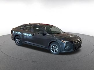 Used 2025 Kia K4 LXS video 2