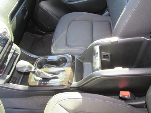 Used 2022 GMC Canyon Elevation w/ Trailering Package image 25