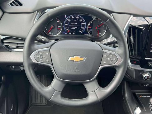 Used 2023 Chevrolet Traverse Premier AWD/4WD image 13