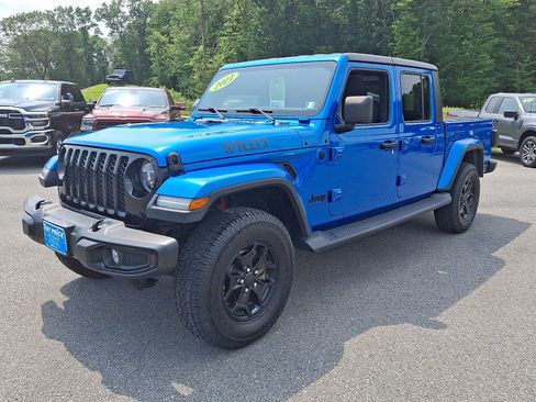 Used 2021 Jeep Gladiator Sport AWD/4WD image 3