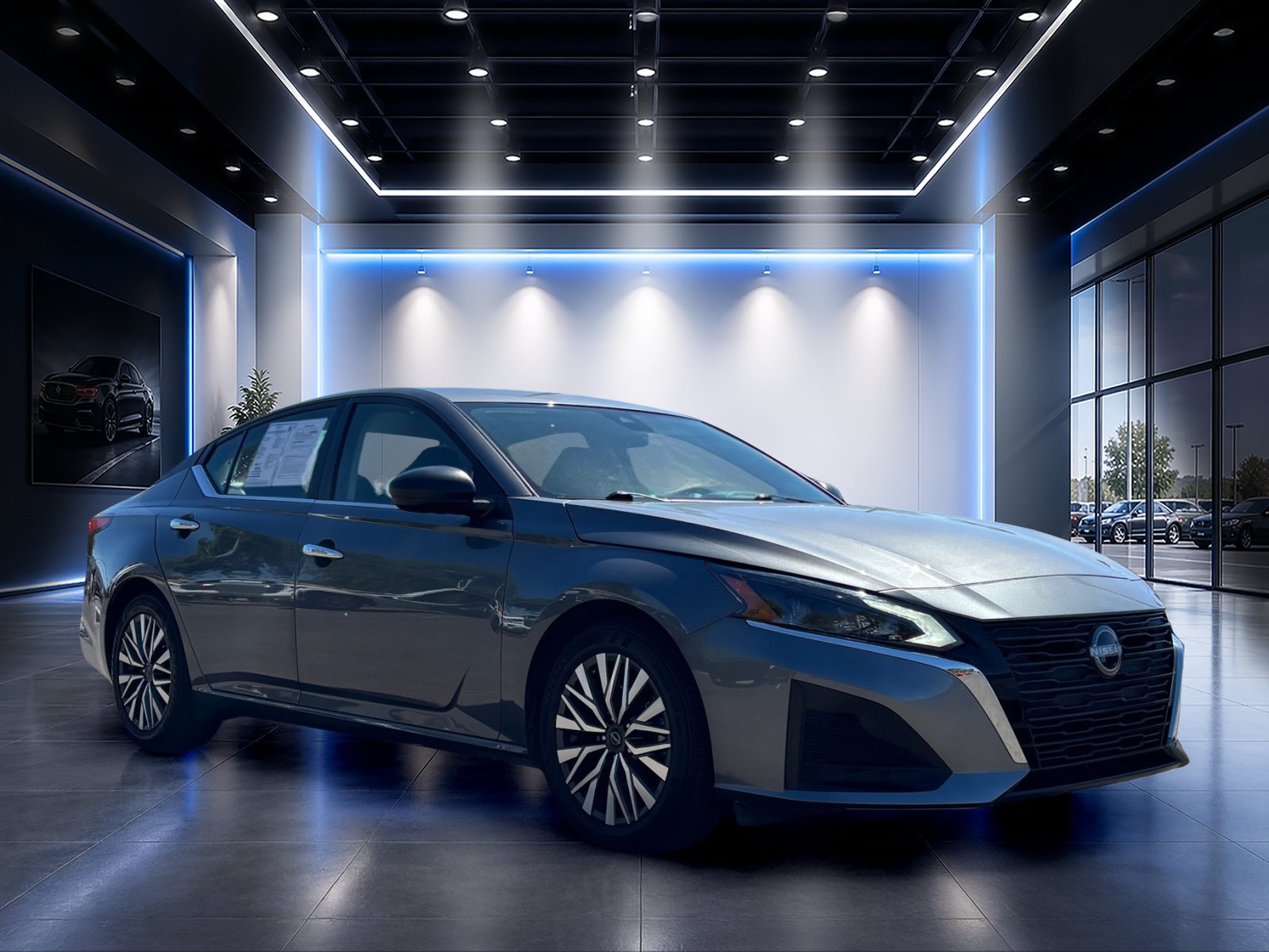 Used 2025 Nissan Altima 2.5 SV FWD image 2