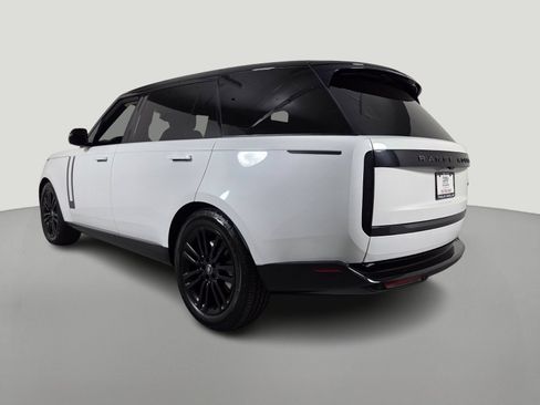 Used 2023 Land Rover Range Rover Long Wheelbase SE AWD/4WD image 6