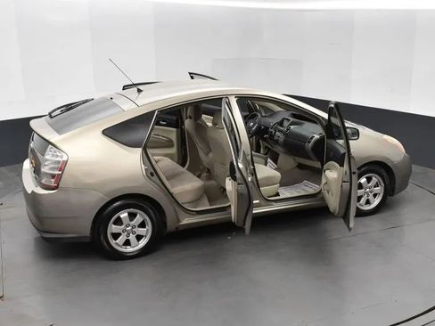 Used 2006 Toyota Prius FWD image 6