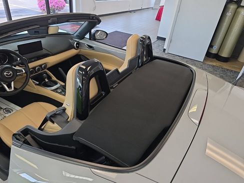 Used 2024 MAZDA MX-5 Miata Grand Touring w/ Weather Package RWD image 13