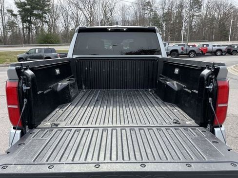 Used 2025 Toyota Tacoma SR5 image 13
