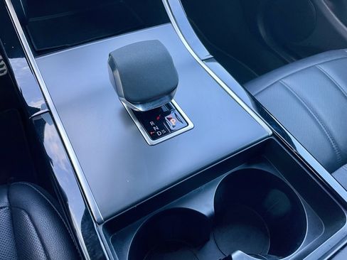 Certified 2024 Land Rover Range Rover Evoque Dynamic SE image 20