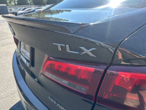 Used 2018 Acura TLX V6 w/ Technology & A-SPEC Pkg AWD/4WD image 27