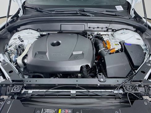 New 2026 Volvo XC60 T8 Ultra w/ Climate Package PRO image 31