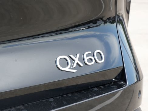 Certified 2027 INFINITI QX60 Pure w/ Cargo Package FWD image 19