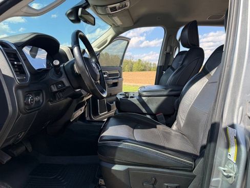 Used 2024 RAM 2500 Laramie AWD/4WD image 14