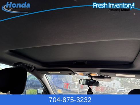 Used 2020 Honda Civic EX image 12