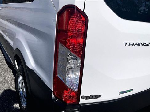 Used 2023 Ford Transit 350 XLT image 20