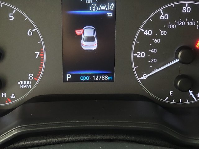Used 2024 Toyota Corolla SE FWD image 2