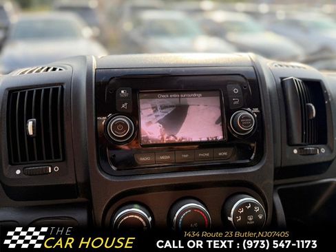 Used 2021 RAM ProMaster 2500 w/ Premium Appearance Group FWD image 24