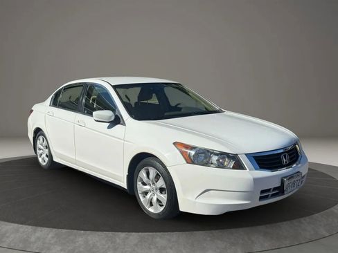 Used 2008 Honda Accord LX-P image 2