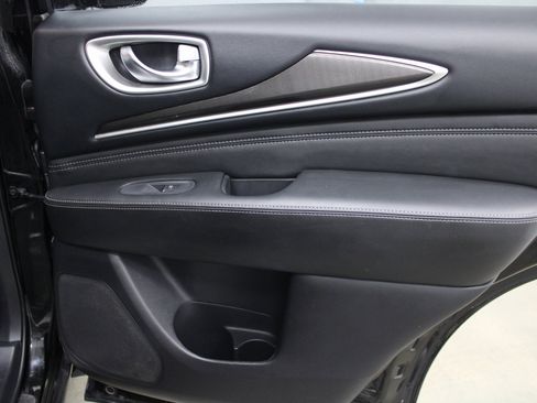 Used 2019 INFINITI QX60 Luxe w/ Essential Package image 25