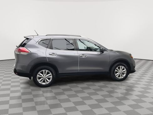 Used 2016 Nissan Rogue SV AWD/4WD image 33