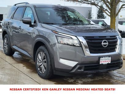Certified 2025 Nissan Pathfinder SV
