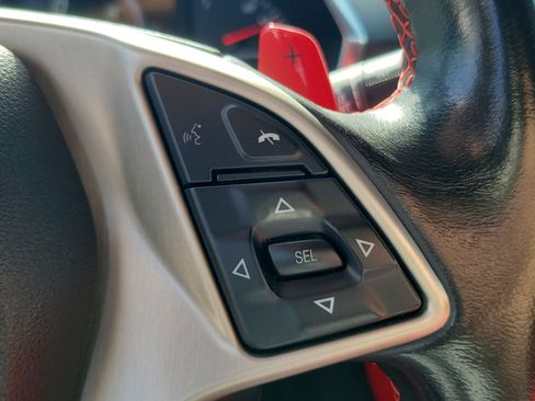 Used 2017 Chevrolet Corvette Stingray Convertible RWD image 19