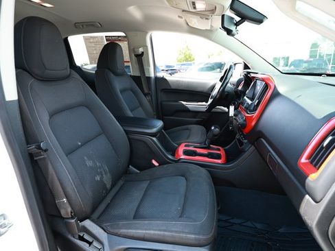 Used 2021 Chevrolet Colorado LT w/ Redline Special Edition RWD image 24