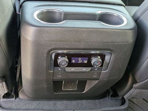 New 2026 Chevrolet Suburban LT w/ Comfort Package image 30