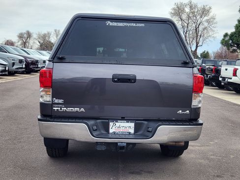 Used 2013 Toyota Tundra 4x4 CrewMax w/ Tow Pkg image 24