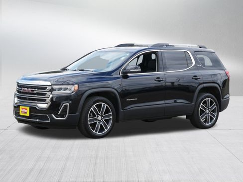 Used 2023 GMC Acadia SLT w/ Technology Package AWD/4WD image 3