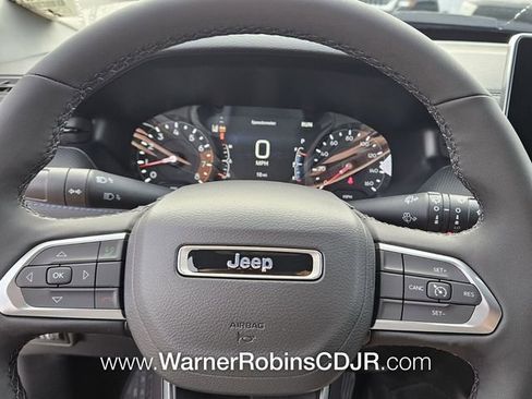 New 2026 Jeep Compass Latitude image 22