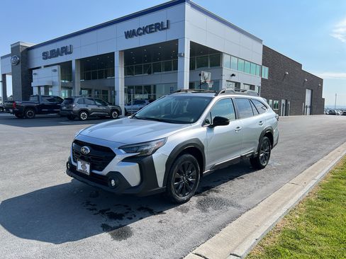 Certified 2025 Subaru Outback Onyx Edition AWD/4WD image 1