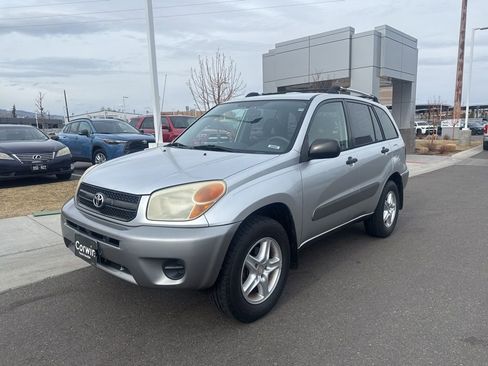 Used 2005 Toyota RAV4 2WD image 18