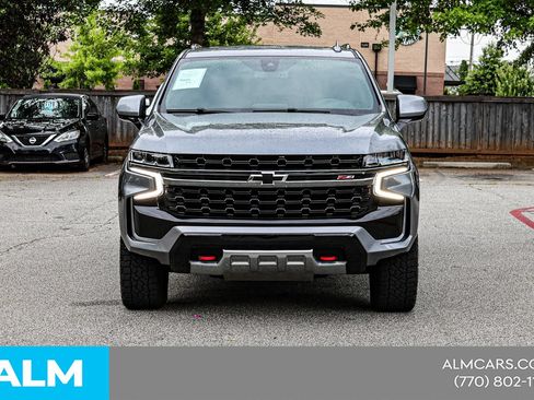Used 2021 Chevrolet Suburban Z71 w/ Rear Media and Nav Package AWD/4WD image 11