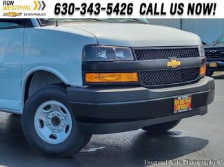 New 2025 Chevrolet Express 2500 Regular Wheelbase w/ Driver Convenience Package video 2