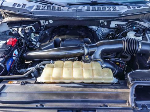 Used 2020 Ford F150 Lariat w/ Equipment Group 502A Luxury image 27