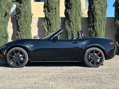 New 2026 MAZDA MX-5 Miata Grand Touring w/ Weather Package image 10