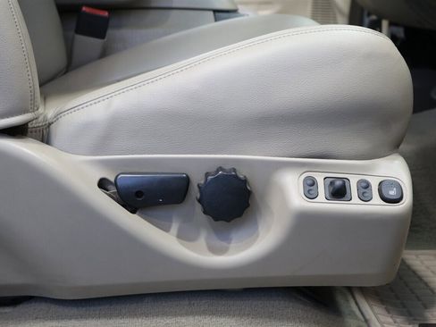 Used 2005 Ford Excursion Limited image 71