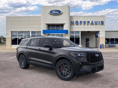New 2026 Ford Explorer ST-Line w/ ST-Line Street Pack AWD/4WD image 7