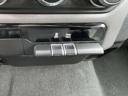 Used 2022 RAM 1500 Big Horn image 19