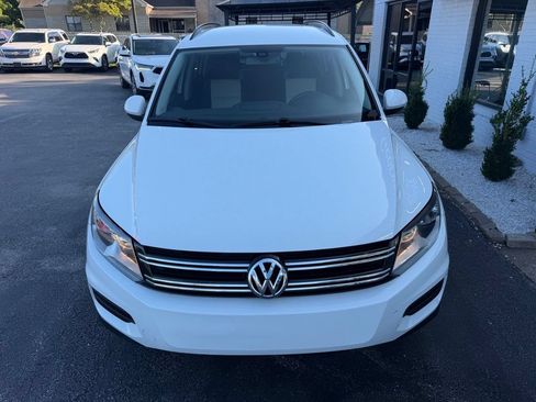 Used 2017 Volkswagen Tiguan S FWD image 18