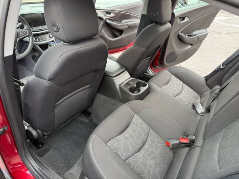 Used 2018 Chevrolet Volt LT image 28