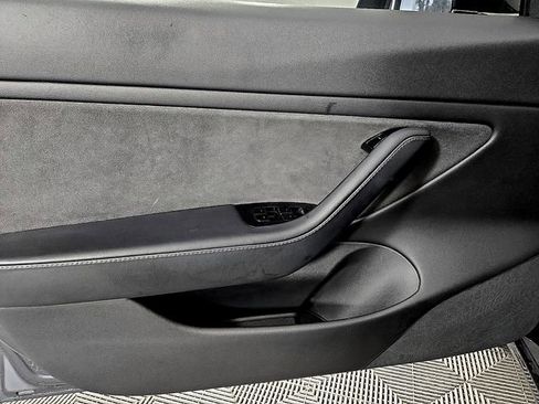 Used 2020 Tesla Model 3 Long Range image 13