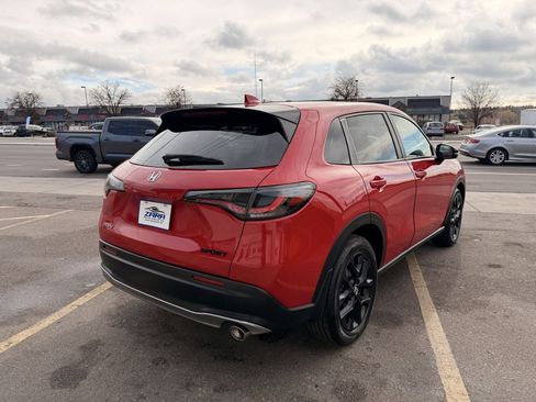 Used 2023 Honda HR-V Sport image 7