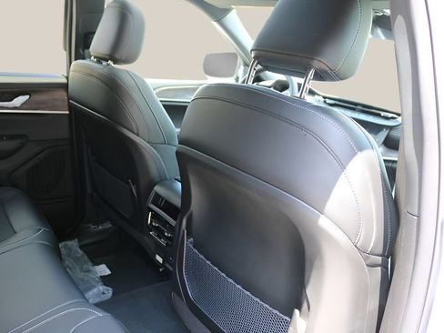 New 2026 Jeep Grand Cherokee Altitude RWD image 19