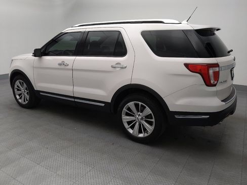 Used 2019 Ford Explorer Limited w/ Ford Safe & Smart Package FWD image 3