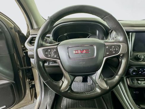 Used 2022 GMC Acadia AT4 w/ Technology Package AWD/4WD image 12