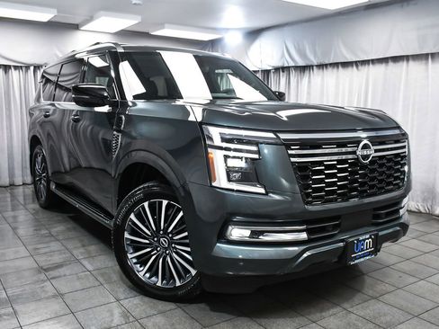 Used 2025 Nissan Armada Platinum Reserve AWD/4WD image 3