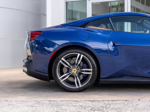 Used 2019 Ferrari Portofino RWD image 7