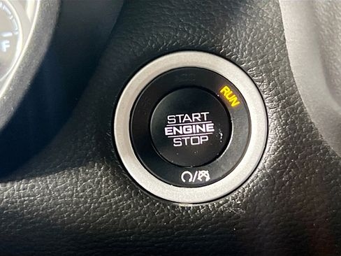 Used 2023 RAM 1500 Big Horn AWD/4WD image 24